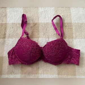 Aerie 34A Elegant Lace Women's Bra in Fuchsia